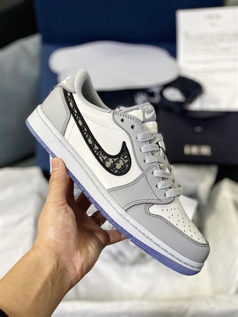 nike dior reps.